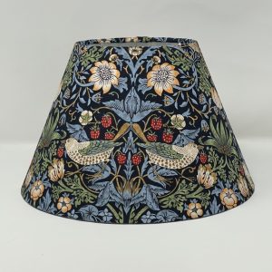 William Morris Strawberry Thief birds with strawberries coolie shade by Fait par Moi