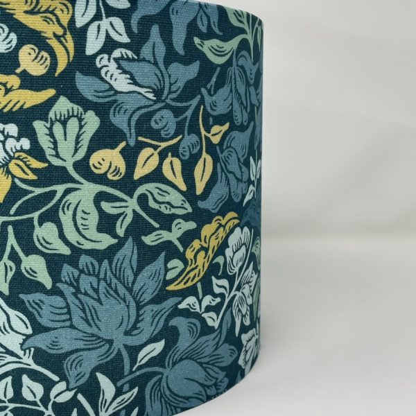 William Morris Mallow drum lampshade - Image 3